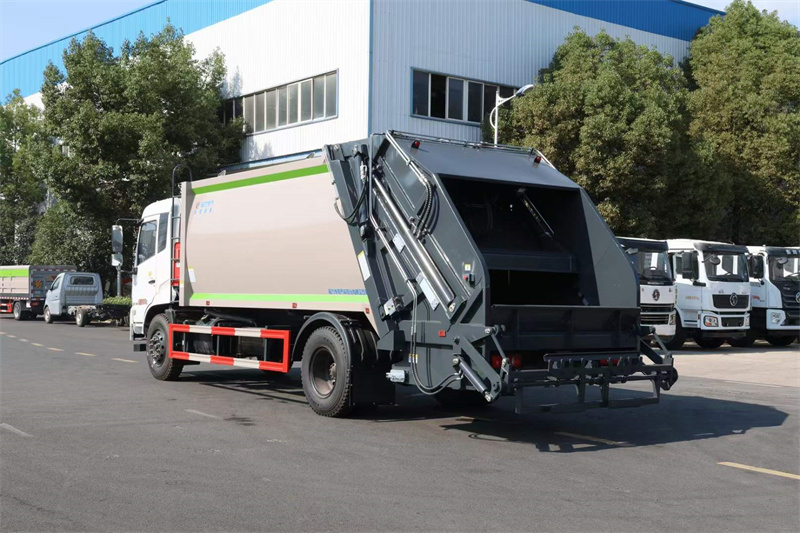 ���\18�����s����܇